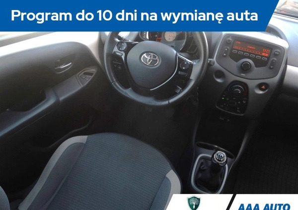 Toyota Aygo cena 40000 przebieg: 53122, rok produkcji 2020 z Sieradz małe 121